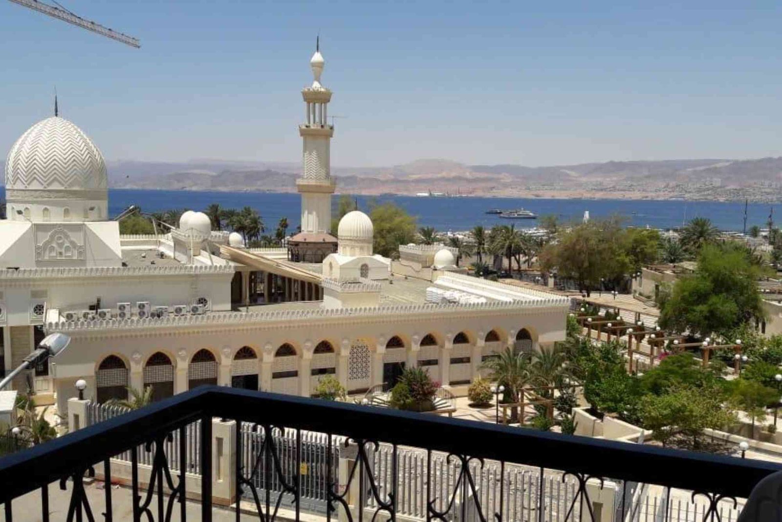 فندق بجوار الحرم المكي